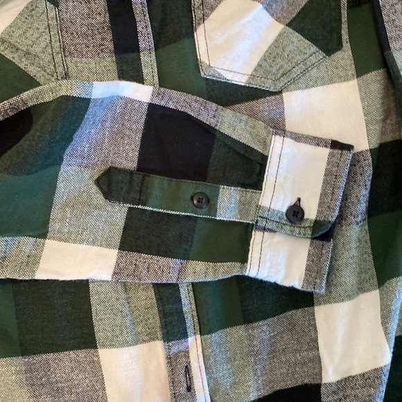 Vans Flannel Button Up - Picture 3 of 4